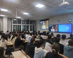 说明: 19040205 观看315